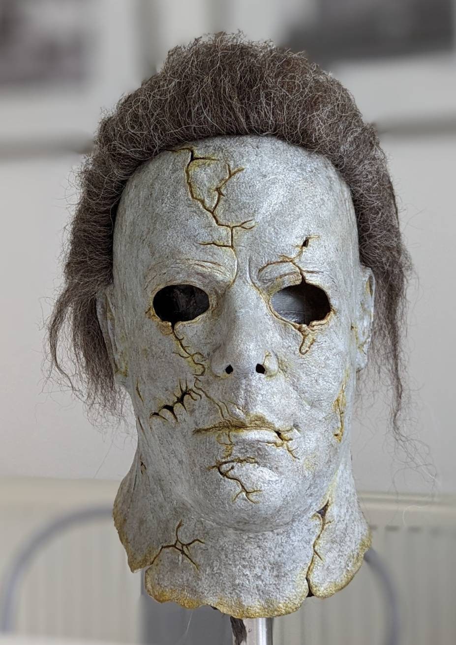 Lurker '22 latex mask