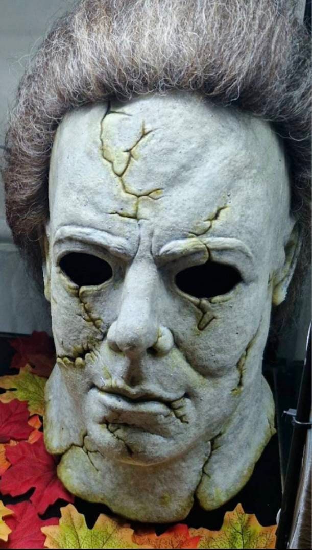 Lurker '22 latex mask