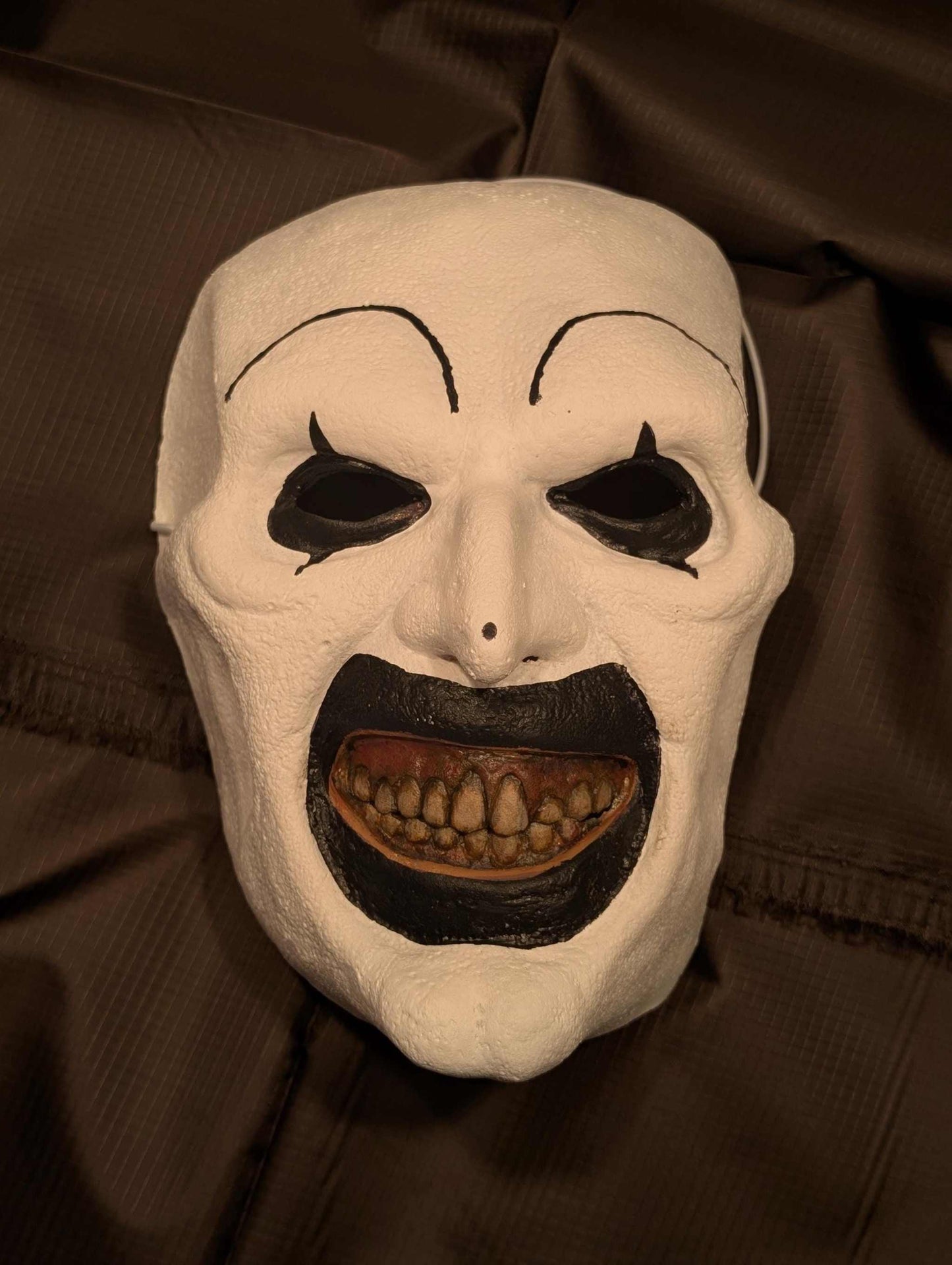 Arthur latex mask